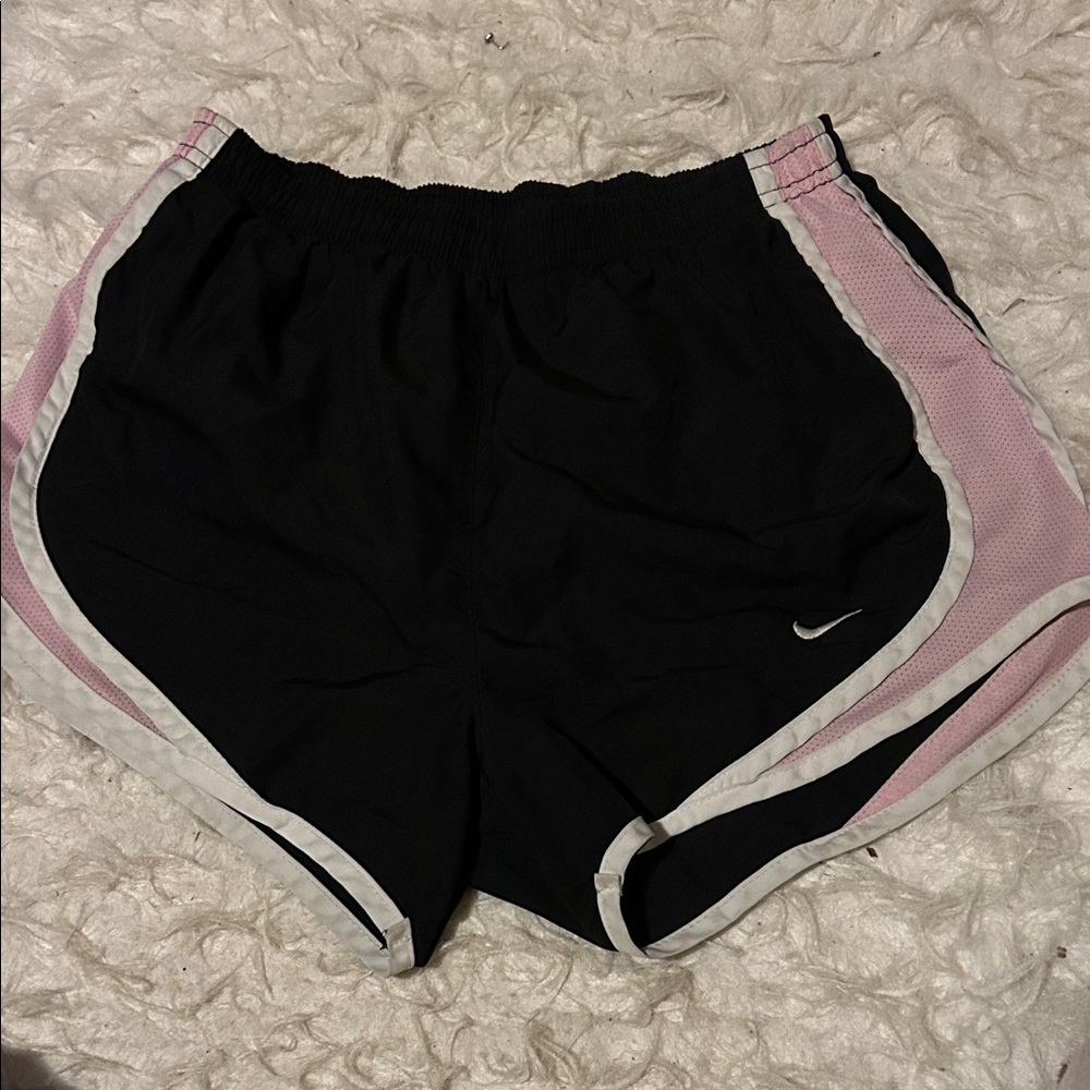 Nike Women's Black and Pink Sports Shorts